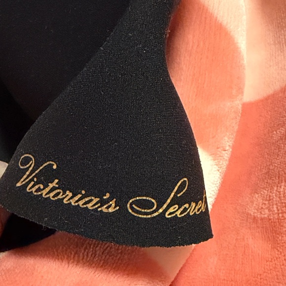 Victoria Secret Padded Black Bralette Size XS-M Stretchy & Soft - Picture 2 of 3